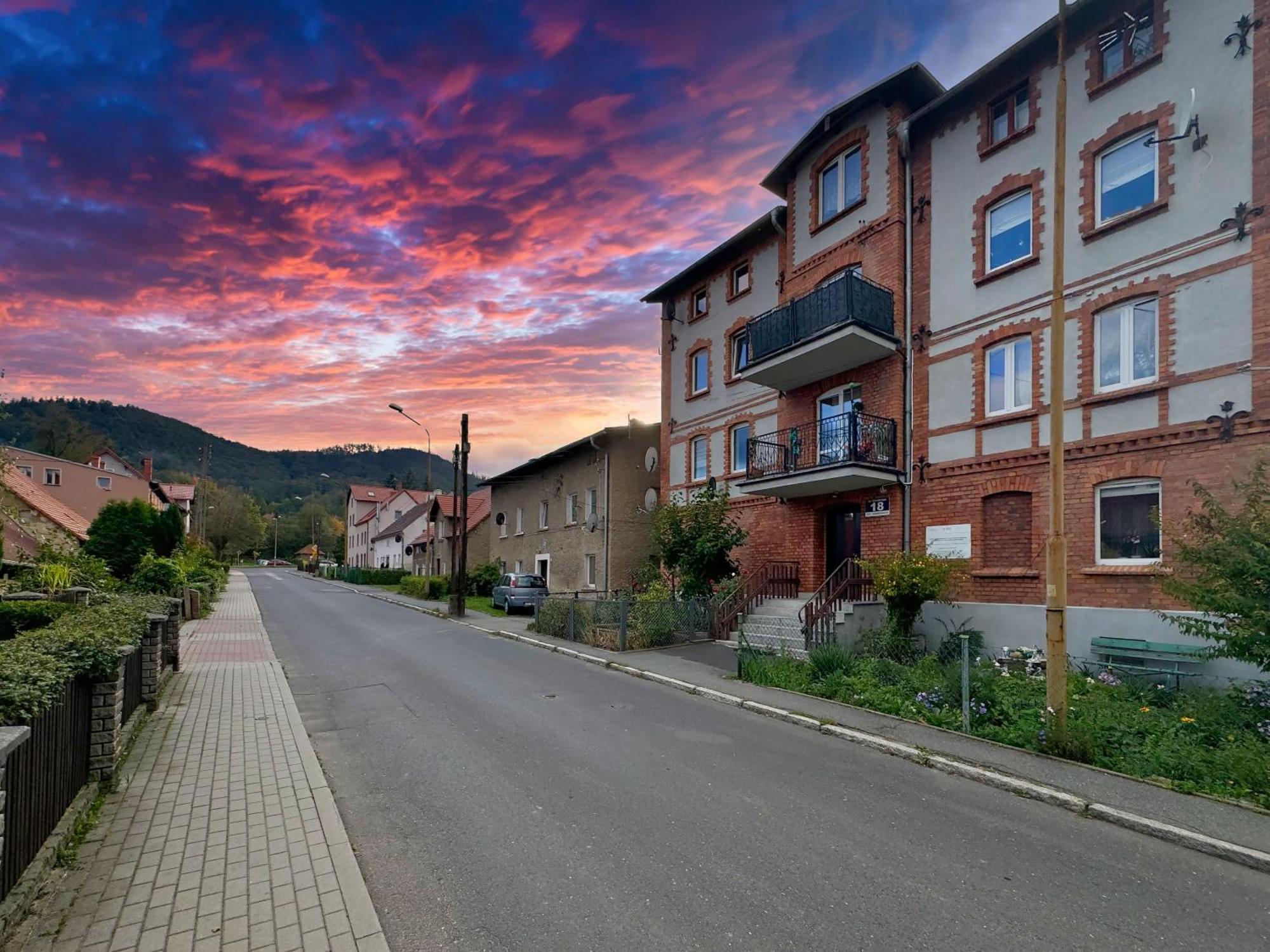Apartament Pod Jalowcem Gory Sowie 533-543-732 Jedlina-Zdroj Bagian luar foto